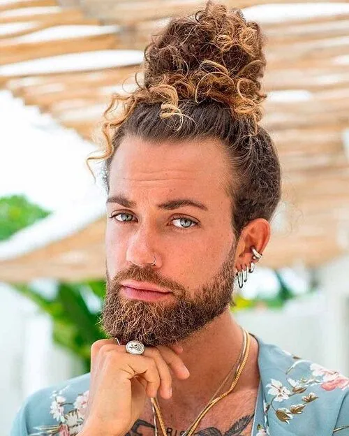 TOP KNOT